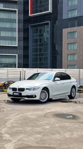 BMW 320i Lux 2018