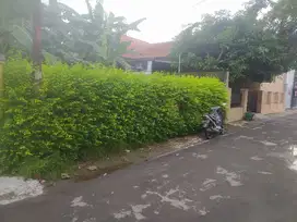 Pekarangan Ideal Dekat Jl Adi Sucipto Solo Colomadu