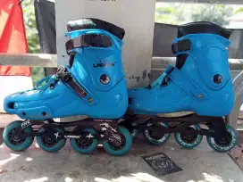 Jual rugi aja roller Blade nya