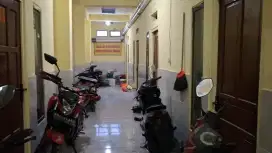 KOST BIRU PARON