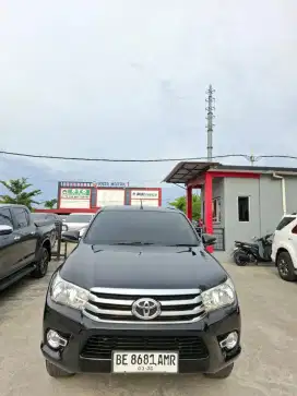 Hilux 2020 G DC diesel manual. Km 105rb
