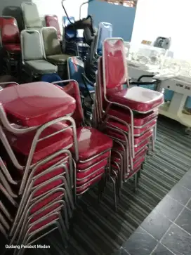 Kursi Susun Bekas / Kursi Kondangan / Kursi Pesta / Kursi Aula