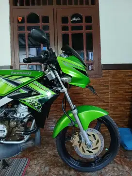 Kawasaki ninja R 2014 greenlime