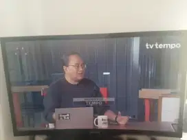 Monitor Samsung Curve 24 inci