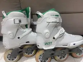 Sepatu roda / in line skate