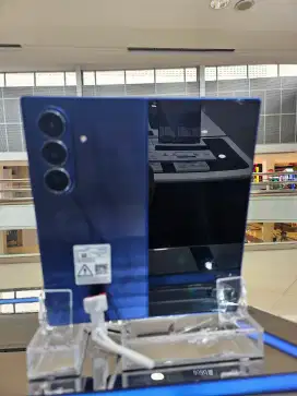 SAMSUNG Z FOLD 7 12/256 GARANSI RESMI SEIN 1 TAHUN
