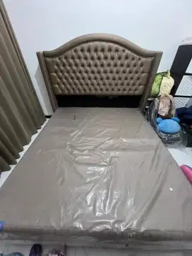 Tempat tidur merk uniland Rivera emira plushtop full set