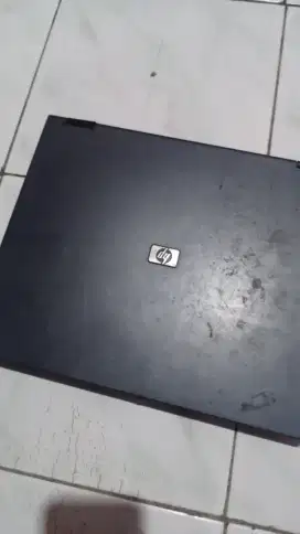 Laptop hp jadul