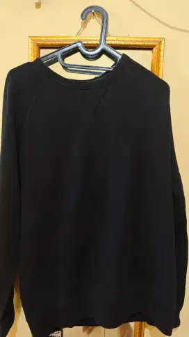 CREWNECK UNIQLO