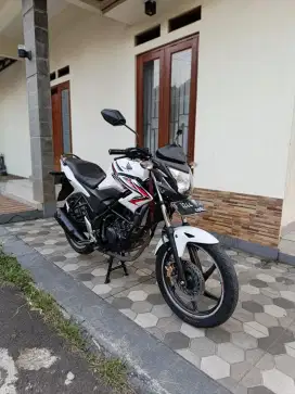 Honda CB150R Tahun 2013 Kondisi Bagus