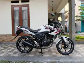 Honda CB150R tahun 2013 Bagus