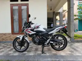 Honda CB150R tahun 2013 Good condition