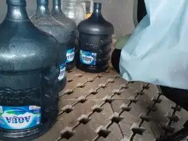 Dijual Galon Kosong Aqua 19 Liter