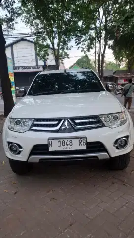 mitsubishi pajero 2013 VGT