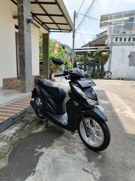 Honda beat deluxe tahun 2021