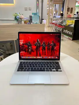 MacBook Air M1 8/256GB MULUS