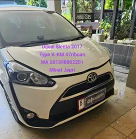 DIJUAL TOYOTA SIENTA 2017