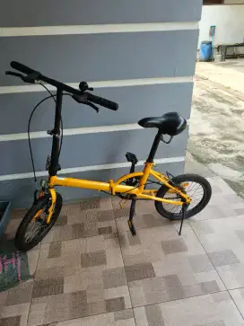 Sepeda lipat airwalk