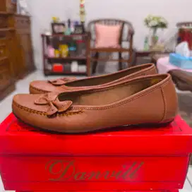 Flat Shoes Wanita Danvill Warna Coklat Size 39 Preloved