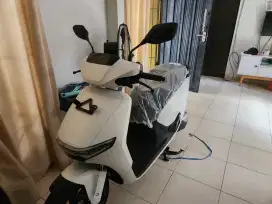 Di Jual Honda cuv e standard warna putih 1 kilometers