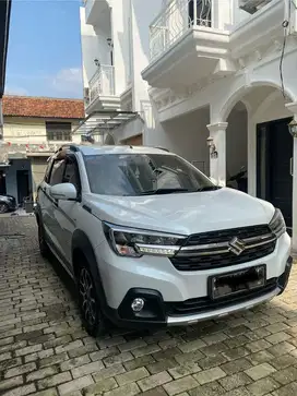 Suzuki XL7 1.5 Alpha Putih 2021