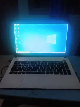 Laptop Asus Slimbook 14inc