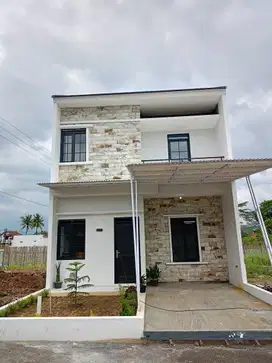 Rumah baru 2 lantai di Katapang Soreang bisa tnap Dp