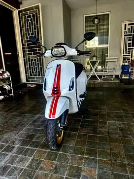Vespa Sprint S ABS Sixties limited edition