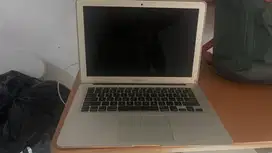 Macbook Air 2017 13 Inch 8/128