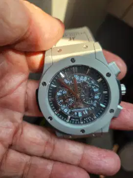 Jam tangan Hublot Geneva
