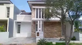 Rumah Pojok Siap Huni  *Lokasi Puri Surya Jaya* (Valencia)