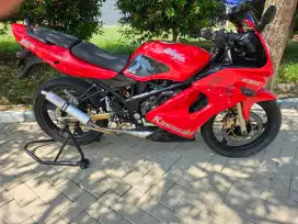 Kawasaki ninja rr old last edition merah Ferrari