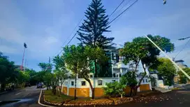 Rumah Mewah Clasik Semi Furnish Komplek Elit Kayu Putih Jakarta Timur