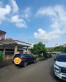 DIJUAL RUMAH 1LT RAPIH SIAP HUNI RUANG TERBUKA DI SEKTOR 1B