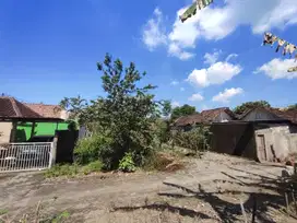 Dijual Tanah 1 km-an Utara Stadion Maguwoharjo Sleman