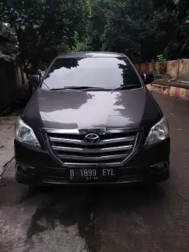 Dijual innova V Luxury 2014 MT