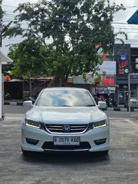 ACCORD VTIL AT 2015 MURAH !!!