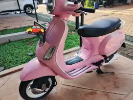 Vespa Piaggio Lx 125 I-Get Facelift 2022 Mulus Lengkap