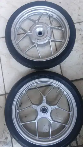 Velg Vario Original Sepasang