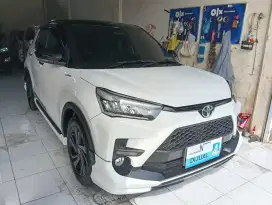 Raize GR Sport 1,0 Turbo at 2023 Putih, hitam, two tone, Automatic