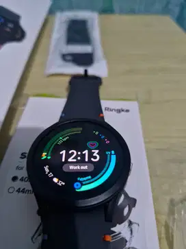 Samsung Galaxy Watch FE Hitam plus Case Ringke masih mulus
