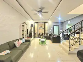 RUMAH GADING SERPONG RENOV SIAP HUNI   Dijual Rumah Full Renovasi, Ban