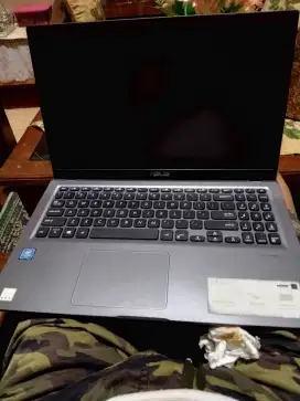 Laptop asus a516mao