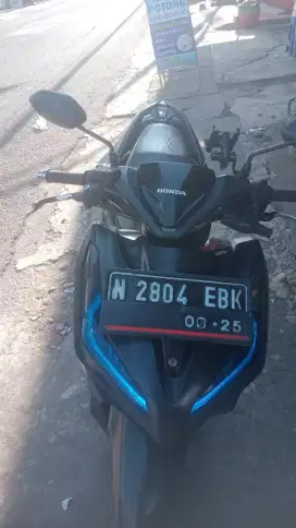 Honda Vario 125 type CBS ISS butuh tuan baru. Khusus pemake serius.
