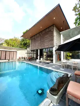 Villa Tropis Estetik di Bangunjiwo