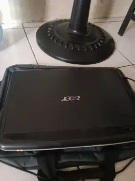 Leptop Acer windows 7