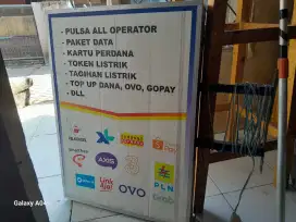 Plang atau Banner akrilik lampu
