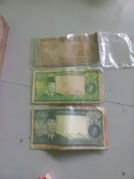Uang kuno ( koin, kertas)