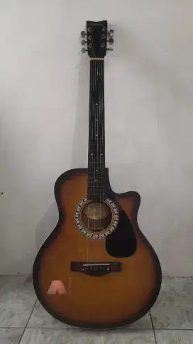 Gitar Washburn bekas