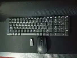 Keyboard dan mouse wireless logitech mk220